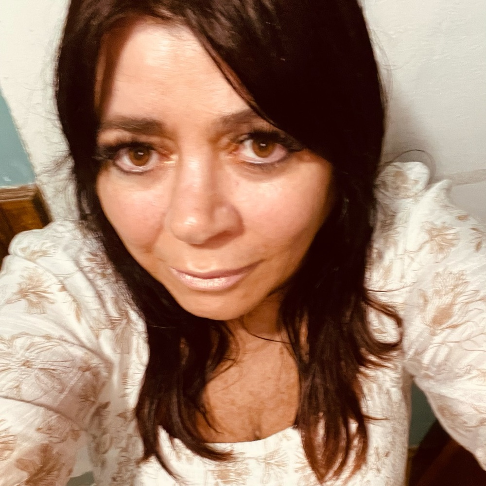 Meet your Posher, Helen